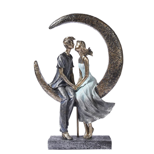 Romantic Moonlight Couple Statue Resin Date Lovers Sculpture Household Ornament Craft Valentine's Day Gift for Wedding Decor