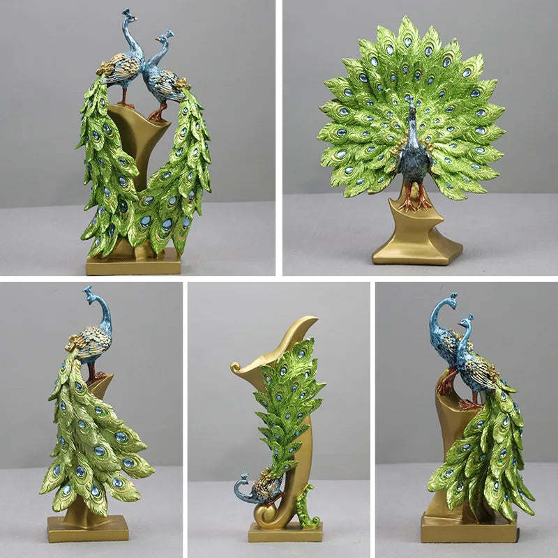 Mini Resin Peacock Statue Open Screen Posture Model Craft Sculpture Ornament Home Decor Desktop Wine Cabinet Decoration